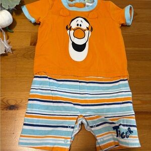 2/12$ Disney Orange and Blue Tigger Bodysuit